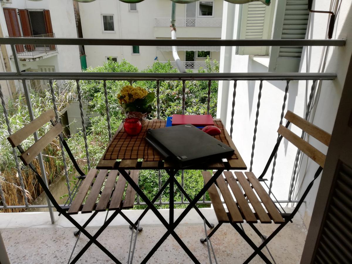 Wonderful Apartment In Central Athen Exterior foto